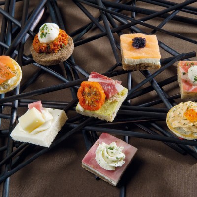 Regional Canape Selection x 48